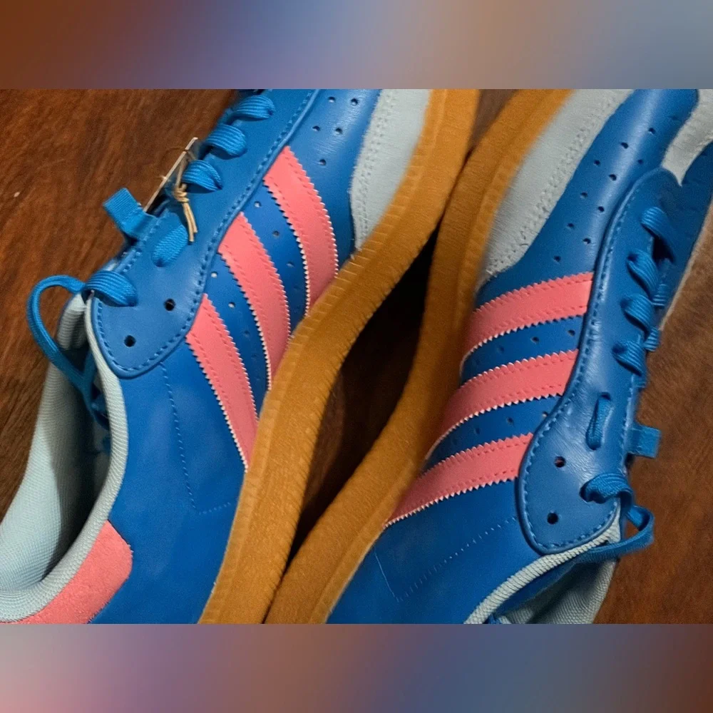 Adidas size 9.5